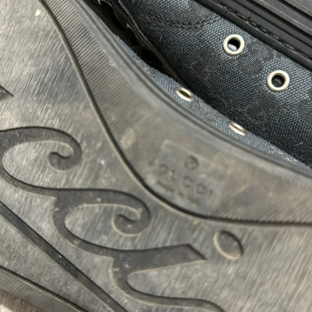 Men’s Gucci sneakers